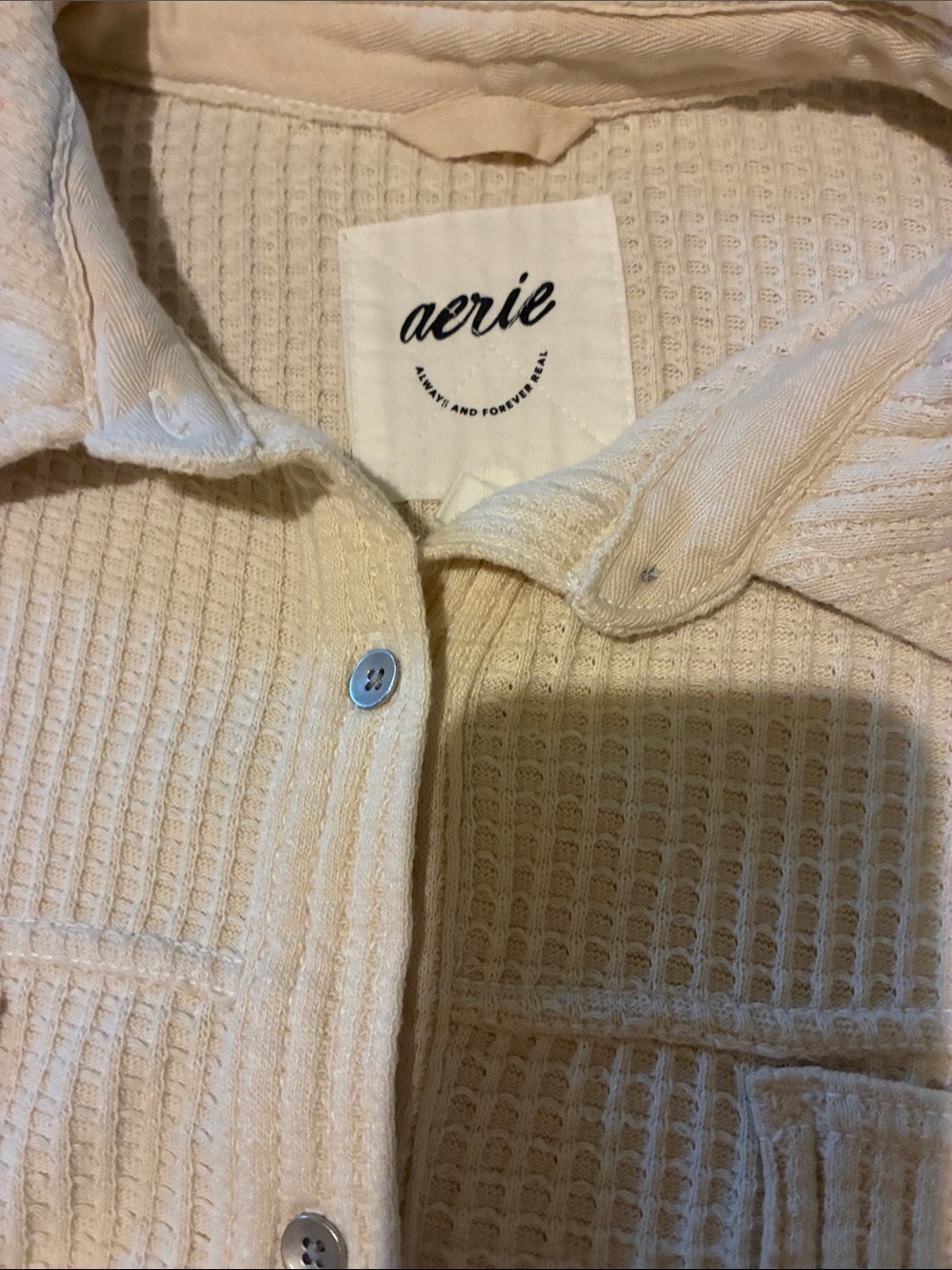 AERIE. Size XL. Cream Waffle-Knit Button-Down Shirt Pleated on back. SOFT. EUC - Picture 2 of 9